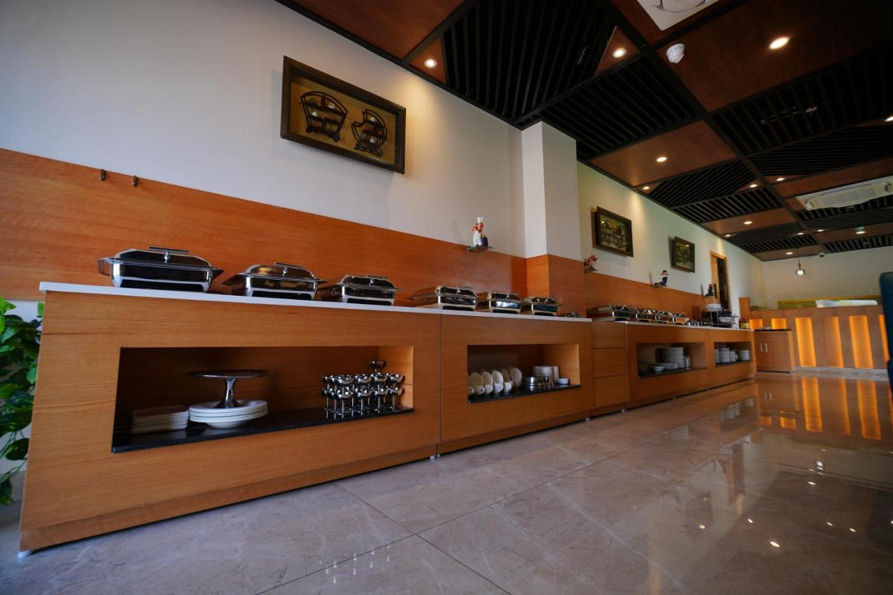 Clarks Inn Aligarh Exterior photo